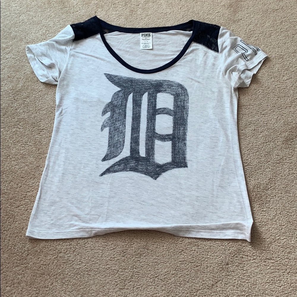 Detroit tigers t-shirt